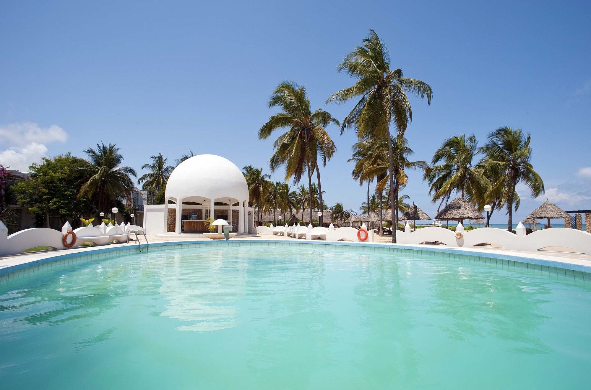 Kunduchi Beach Hotel & Resort Dar es Salaam Exterior photo